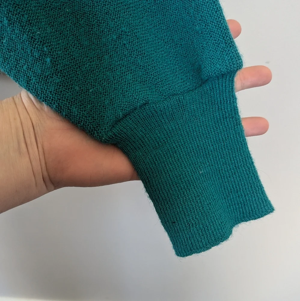 Jantzen fuzzy acrylic